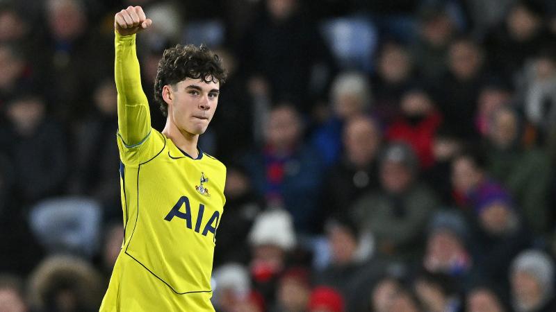 佩德里：还有2场欧冠联赛要尽可能多拿分；我们都很爱阿劳霍（佩德里：欧冠剩余两战力求最大化积分，大家都很爱阿劳霍）