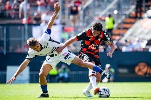 名宿：国米意甲最强，劳塔罗这样的球员能左右球队和主帅命运（名宿称：国米称霸意甲，劳塔罗级球星足以改写球队与教练命运）