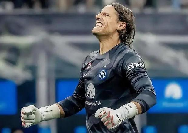 曼联备战西汉姆联：库尼亚复出，年轻球员获信任（曼联战西汉姆前瞻：库尼亚回归，年轻将获重用）