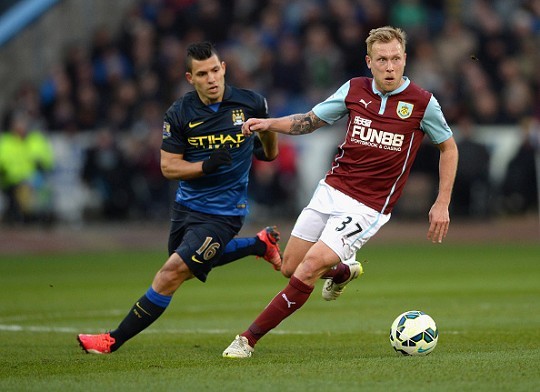 基米希打入生涯首粒欧冠乌龙，拜仁上次欧冠乌龙由阿拉巴打入（基米希生涯欧冠首乌龙，拜仁上次欧冠乌龙出自阿拉巴）