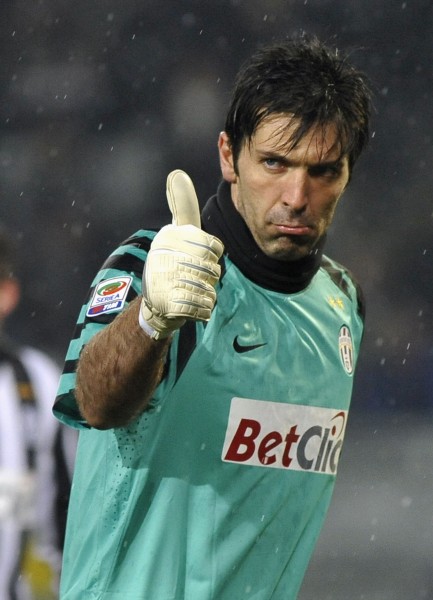 孟加拉国U17四连胜暂列小组第一，末轮对话国少竞争唯一出线名额（U17孟加拉国四连胜领跑小组，末轮对阵国少争夺唯一出线名额）